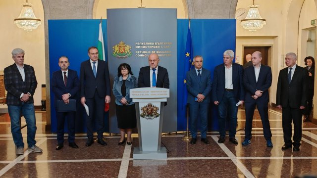 Работодатели и профсоюзы утвердили пересмотренный проект бюджета на 2026 год