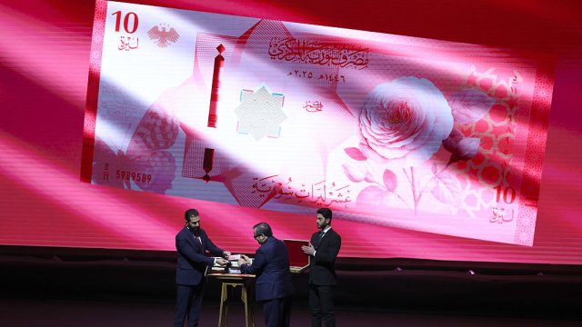 Сирия заменяет бывших лидеров национальной символикой на банкнотах