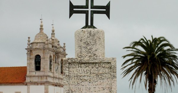 Назарет готовится к Рождеству во власти мафии