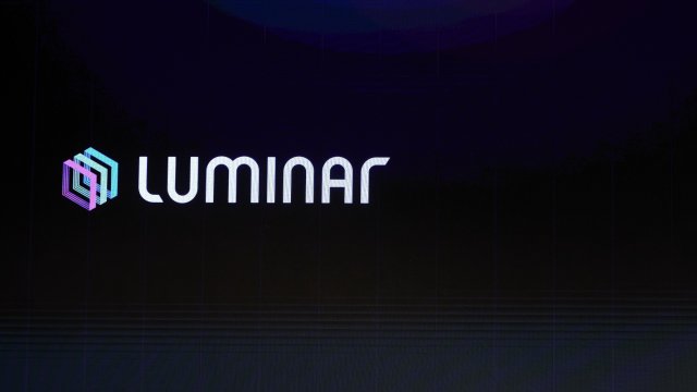 Поставщик Vovlo объявил о банкротстве после спора по контракту