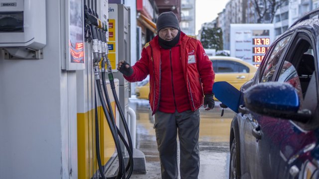 Турция планирует умеренное повышение налогов на топливо