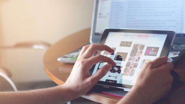 Каждое второе предприятие в нашей стране имеет свой сайт.