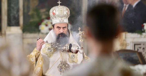 Патриарх Даниил возглавит праздничную литургию Рождества Христова