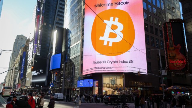 Биткойн готовится к четвертому ежегодному падению в истории