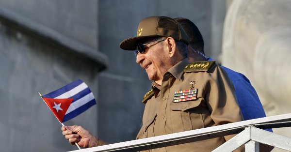 Куба отложила съезд партии из-за экономического кризиса