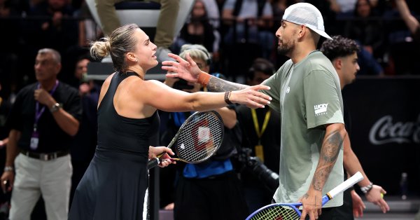 В кадре: Кирож победил Соболенко в «Битве полов»