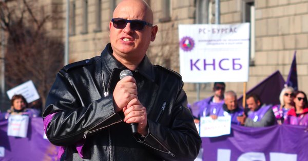 КНСБ поддерживает требования повышения зарплат медицинским специалистам