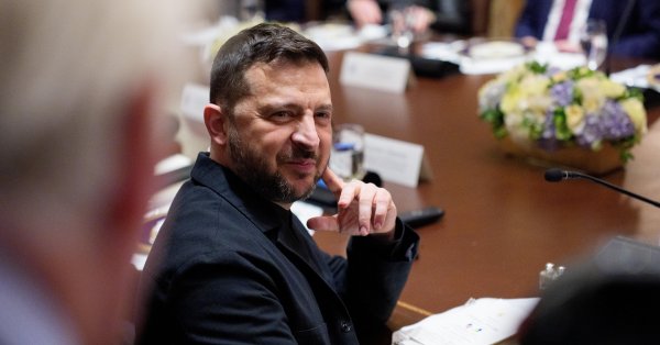 Зеленский и Трамп проведут телефонный разговор с европейскими лидерами