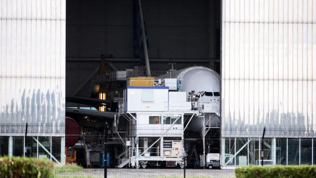 Airbus сократил годовой план поставок самолетов почти на 4%