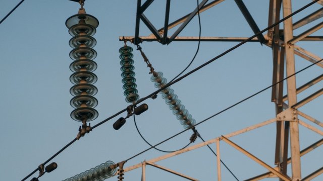 ЕС пытается ускорить модернизацию энергетических сетей