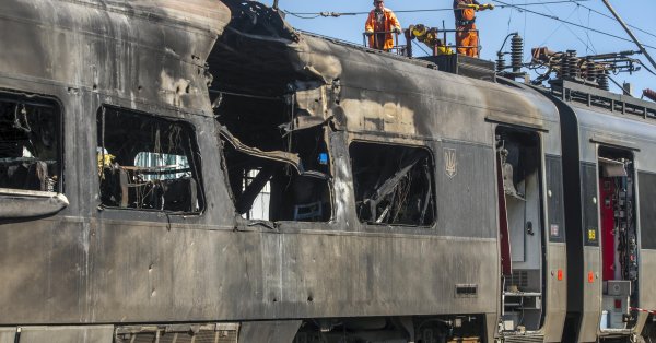 Массированная атака: российские беспилотники и ракеты поразили железнодорожный узел под Киевом