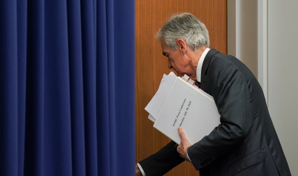 ФРС не готова делать ставку на революцию производительности, основанную на искусственном интеллекте