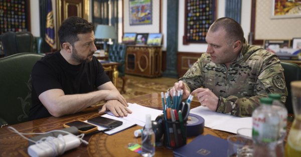 За стенами завода, где Украина производит самое мощное оружие