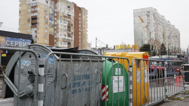 Муниципалитет Софии продлил договоры на вывоз мусора в 9 районах Софии