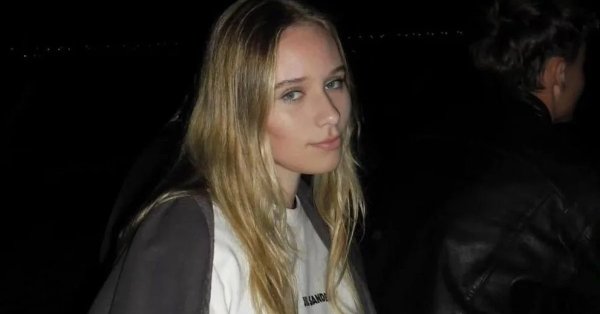 Журналисты окружили дочь Путина в Париже и предложили ей служить в ПВО Украины ВИДЕО