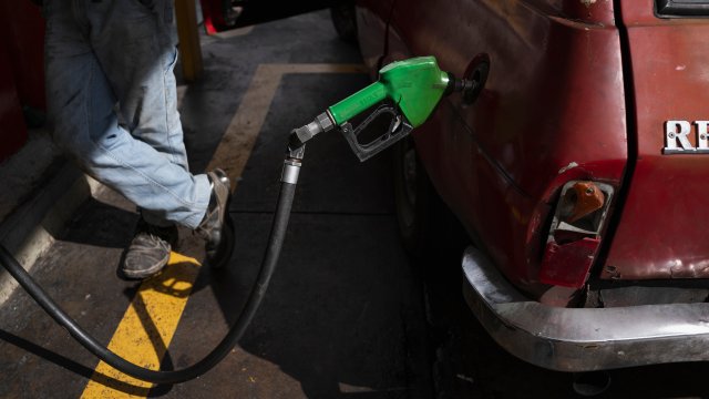 Нефть дорожает после переговоров по Украине и планов Китая в отношении экономики*