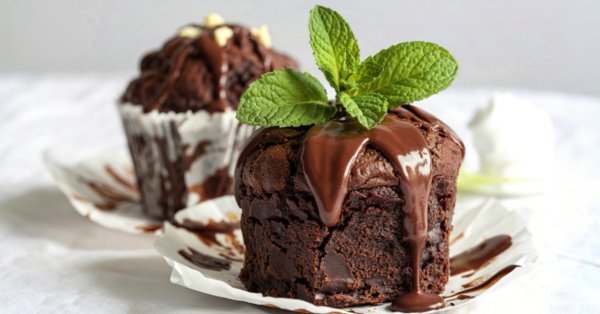 Рождественские рецепты - как приготовить шоколадно-мятный торт.