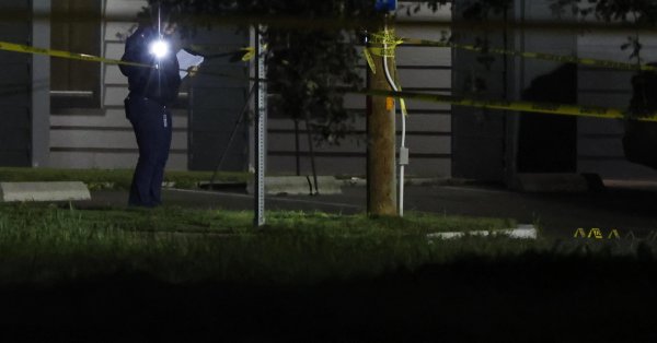 Группа подростков застрелила 13-летнюю девочку в Северной Каролине.