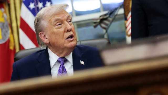 Кевин или Кевин: кто возглавит ФРС в 2026 году?