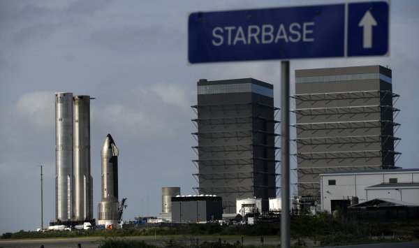 SpaceX предложит инсайдерам акции по рекордной цене