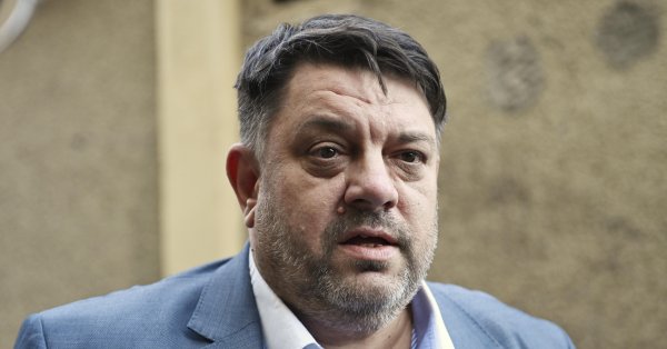 Зафиров: Заявления об отставке подаются после выборов, а не до них