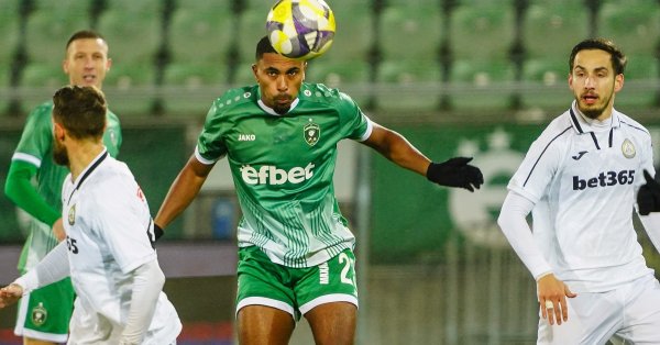 «Славия» обыграла «Лудогорец» в зрелищном матче