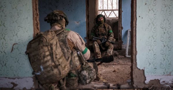 Битва за Днепр — грязь, болота и сотни дронов