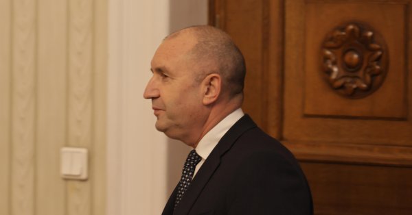 Президент назначил послов в Колумбию, Италию, Португалию и Финляндию.