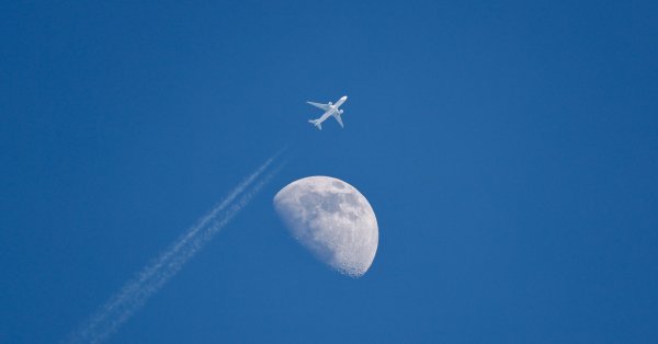 Китай представил средневысотный недорогой грузовой самолет