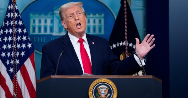 Совет мира Трампа будет конкурировать с ООН и будет полностью подчиняться его воле