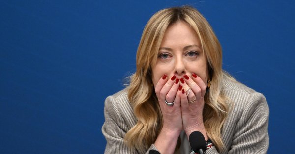 Мелони о Трампе и Гренландии: Что делать, атаковать Макдональдс? ВИДЕО