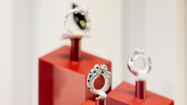 Продажи Richemont подскочили до рекордного уровня в праздничном квартале