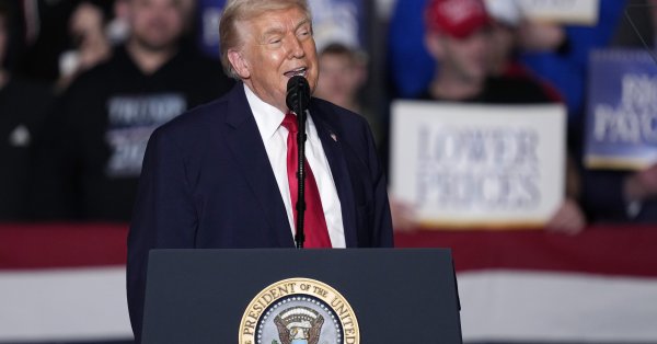 Трамп предупредил мэра Миннеаполиса: «Вы играете с огнем»