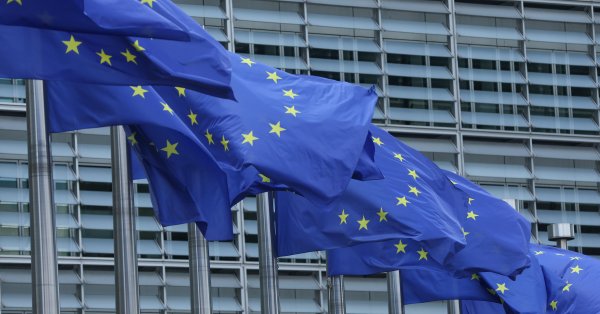 Каракачанов: План Германии по «двухскоростной Европе» положил начало распаду ЕС