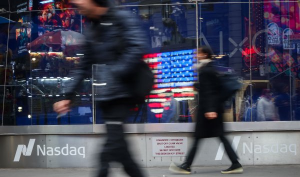 Звонки в ФРС обрушили рынок и возобновили опасения по поводу независимости