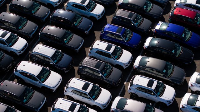 Американцы несут на себе основную тяжесть повышения тарифов Трампа