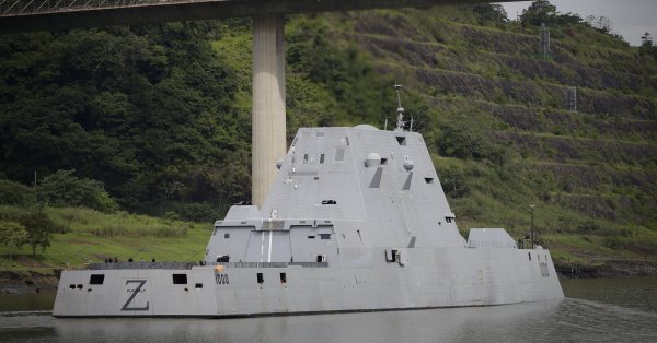 Изменение правила: Zumwalt вооружен гиперзвуковыми ракетами.