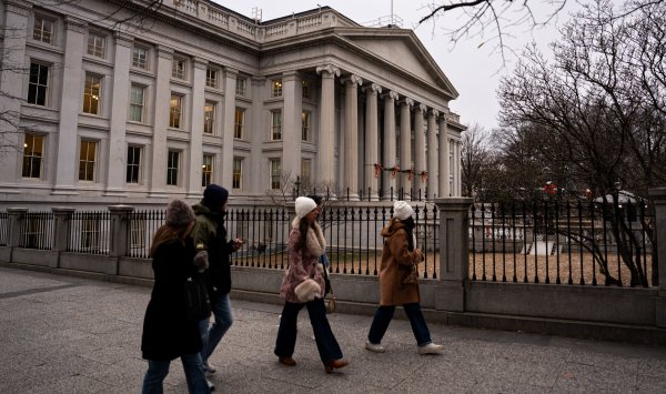 Побег из американских государственных ценных бумаг становится настоящей головной болью для Скотта Безанта