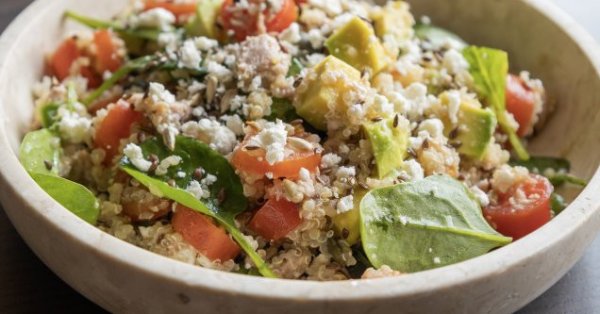 Сегодняшний рецепт: Салат с тунцом.