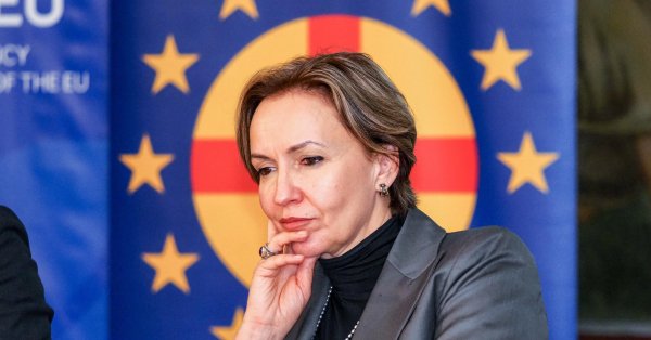 Гергана Пасси: Соломон должен извиниться перед Цветанкой Ризовой