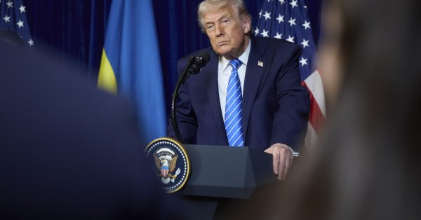 Трамп: США придут на помощь, если Иран убьет протестующих