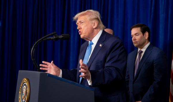 Трамп связал свое будущее с кризисом в Венесуэле — банк