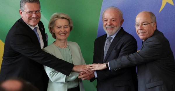 Лидеры ЕС и МЕРКОСУР подписали историческое торговое соглашение