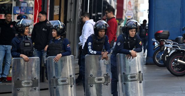 На местах в Венесуэле: страх закрадывается по мере того, как режим ужесточает свою хватку