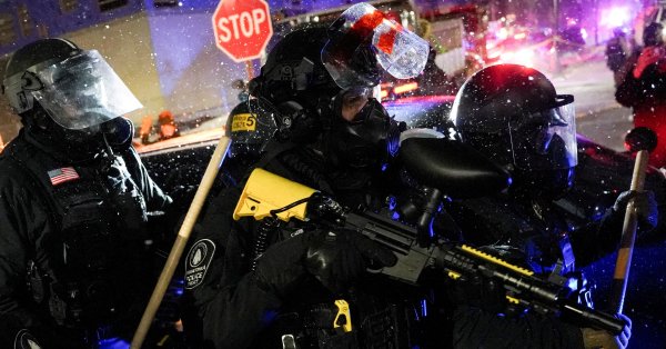 Почему израильская антитеррористическая тактика проявляется в Миннесоте?