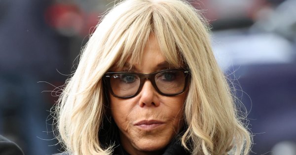 Десять человек признаны виновными в киберзапугивании Брижит Макрон