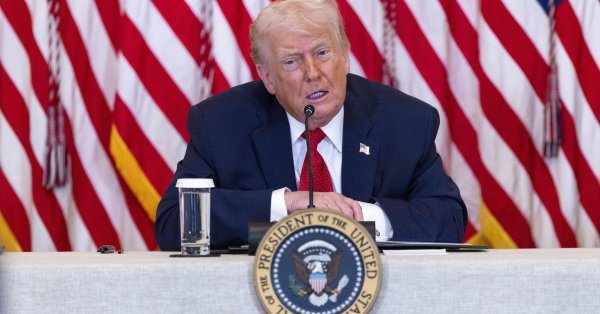 Трамп: Работа будет проделана для устранения российской угрозы Гренландии