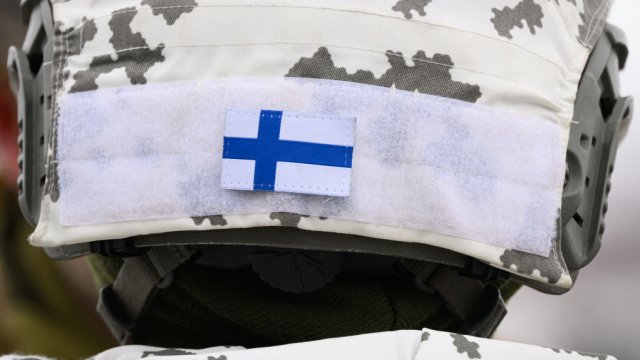 Финляндия задержала судно, подозреваемое в повреждении телекоммуникационного кабеля