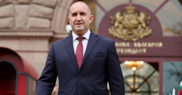 Эксперты: Отставка Радева пришлась вовремя