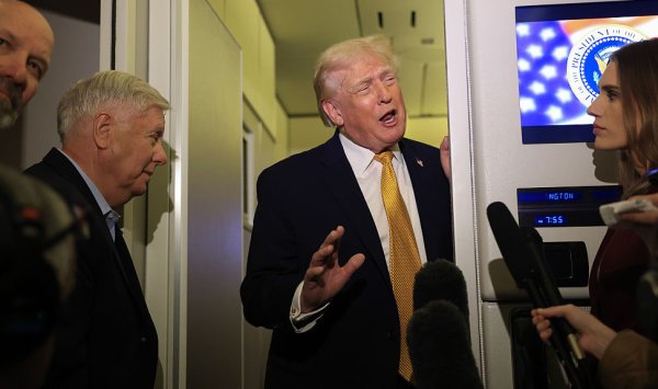 Линия Трампа по Гренландии создает проблемы для Европы и НАТО